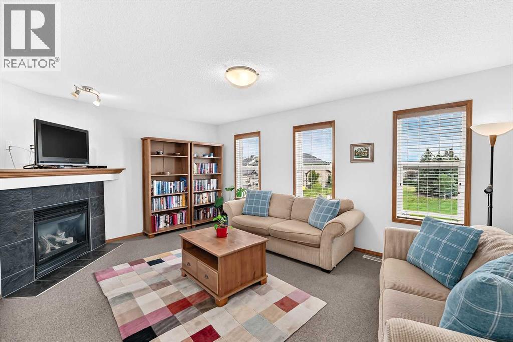 7919 Cougar Ridge Avenue SW, Calgary, Alberta  T3H 5L4 - Photo 39 - A2326820