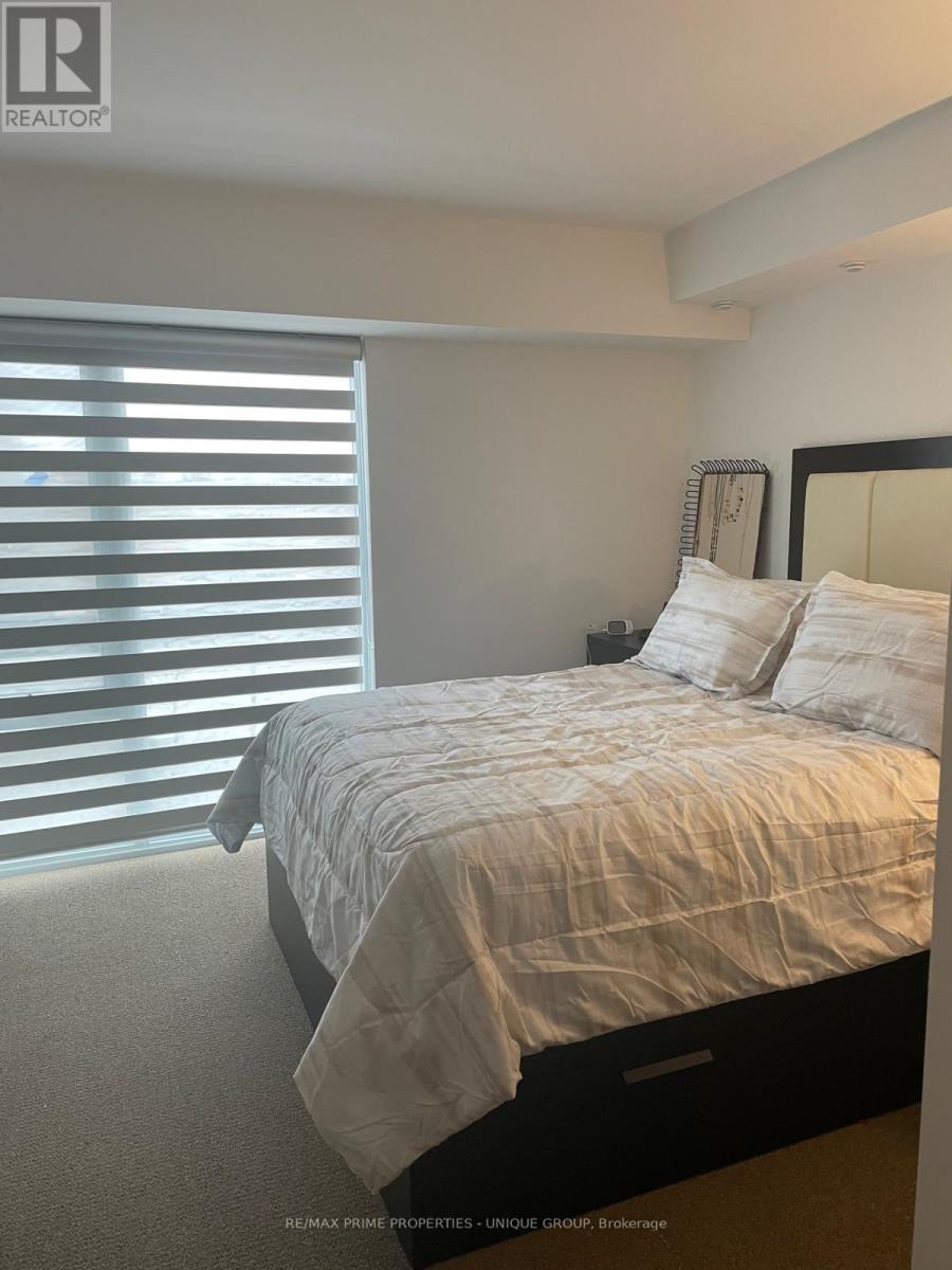 116 Varna Drive, Toronto, Ontario  M6H 0C8 - Photo 8 - W13540820