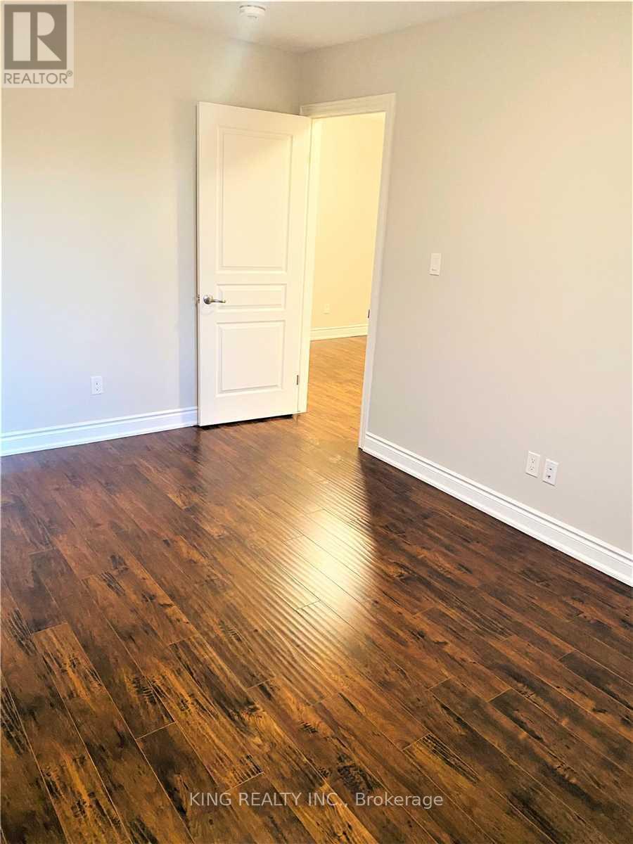 285 Silverwood Avenue, Welland, Ontario  L3C 0B7 - Photo 9 - X13540840
