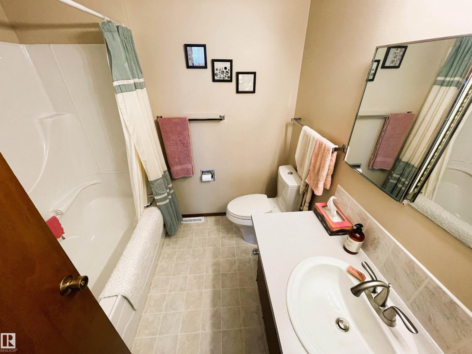 4725 43 Av, Bonnyville Town, Alberta  T9N 1N5 - Photo 15 - E4497727