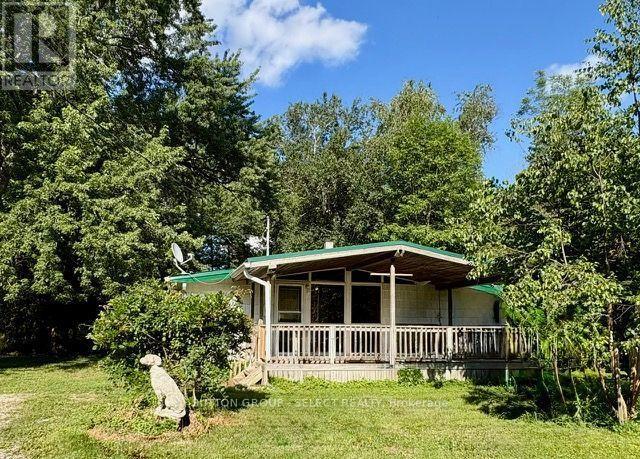 21060 Riverview Drive, Thames Centre, Ontario  N0M 2P0 - Photo 1 - X13540900