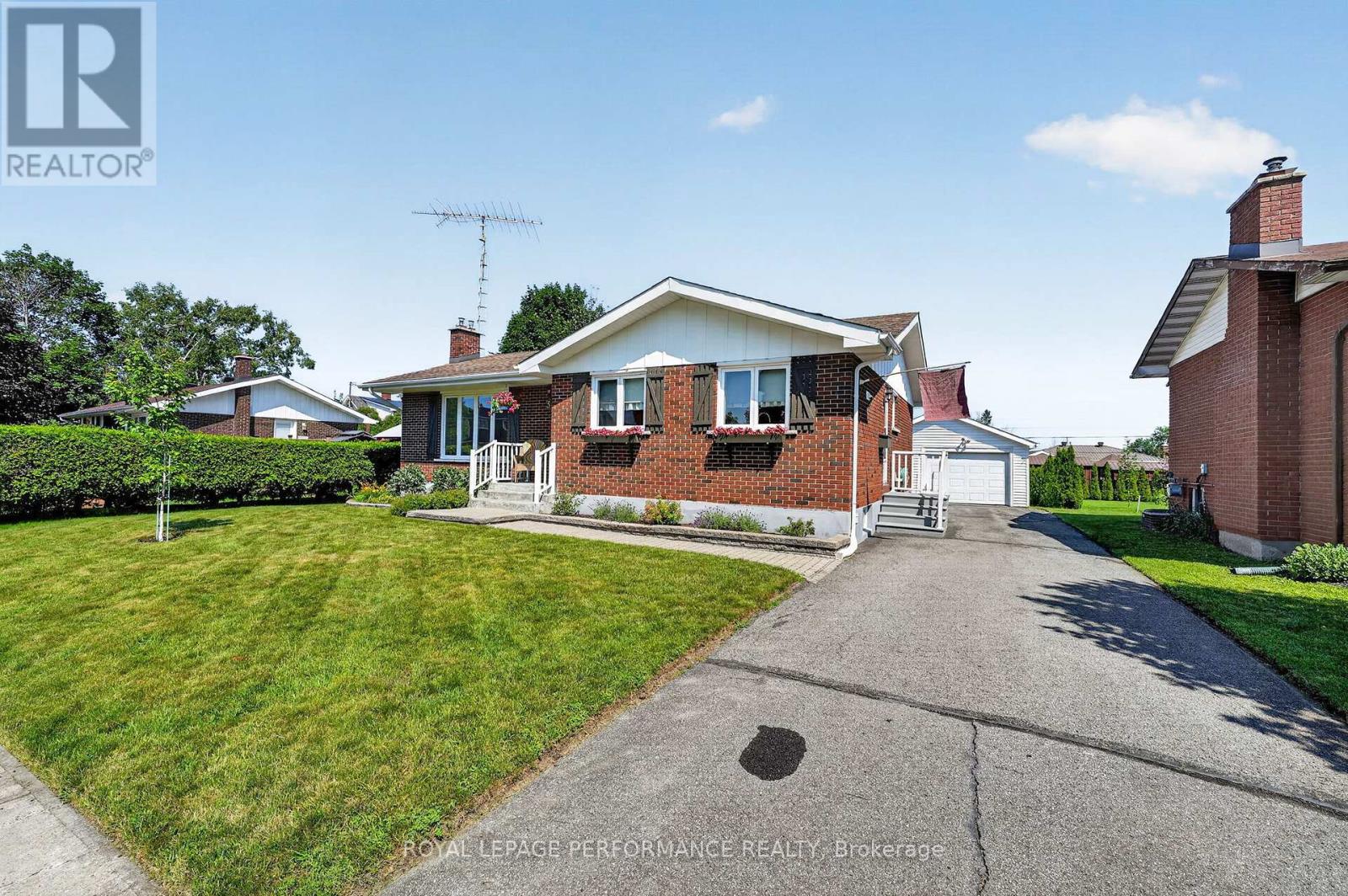 32 Frost Avenue N, South Stormont, Ontario K0C 1P0 - Photo 4 - X13540908