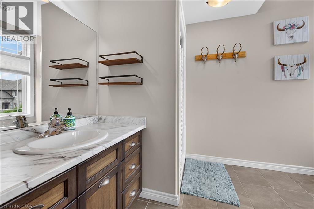 302 Festival Way, Hamilton, Ontario  L0R 1C0 - Photo 30 - 40846479