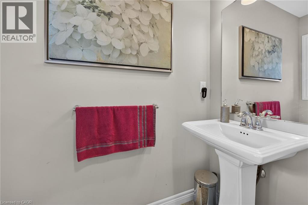 302 Festival Way, Hamilton, Ontario  L0R 1C0 - Photo 19 - 40846479