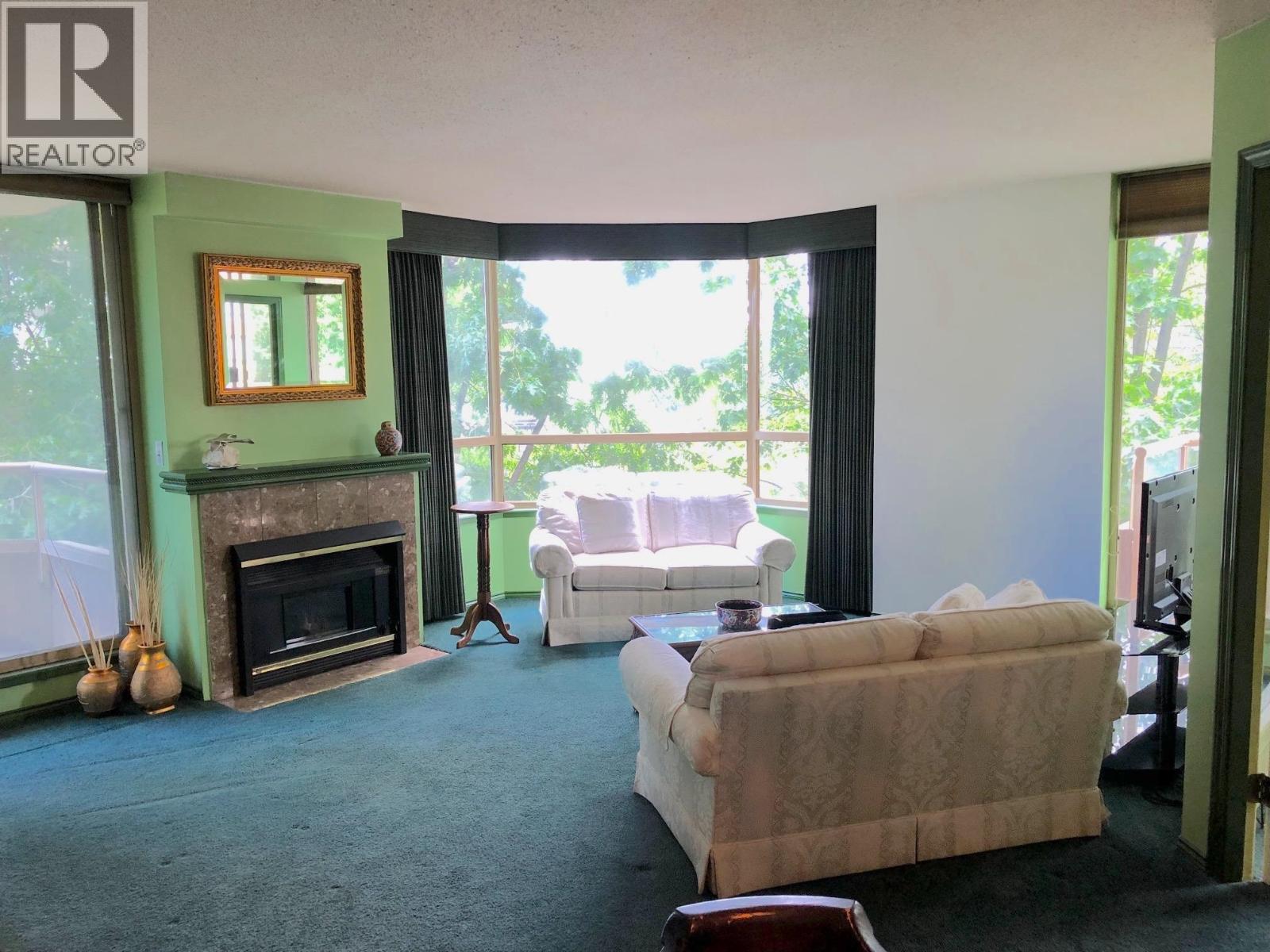 304 728 Farrow Street, Coquitlam, British Columbia  V3J 3S6 - Photo 5 - R3144178