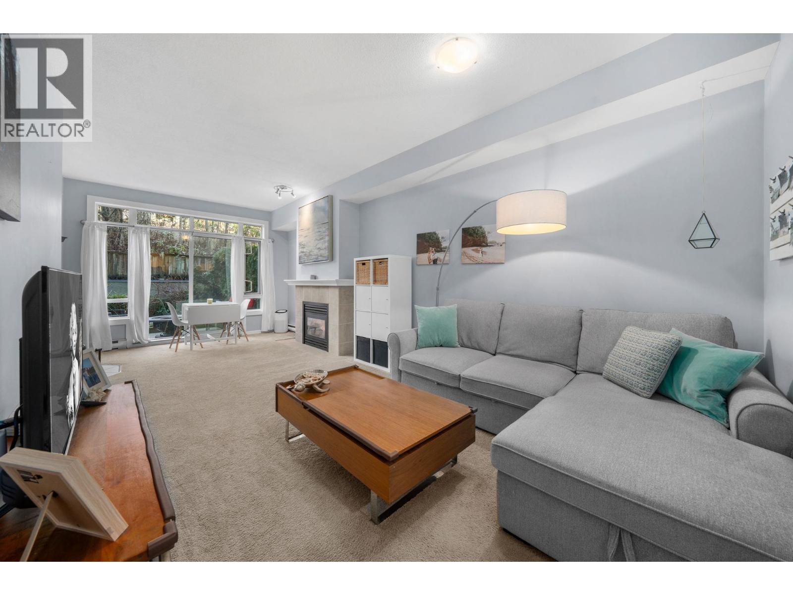 215 3600 Windcrest Drive, North Vancouver, British Columbia  V7G 2S5 - Photo 3 - R3144390