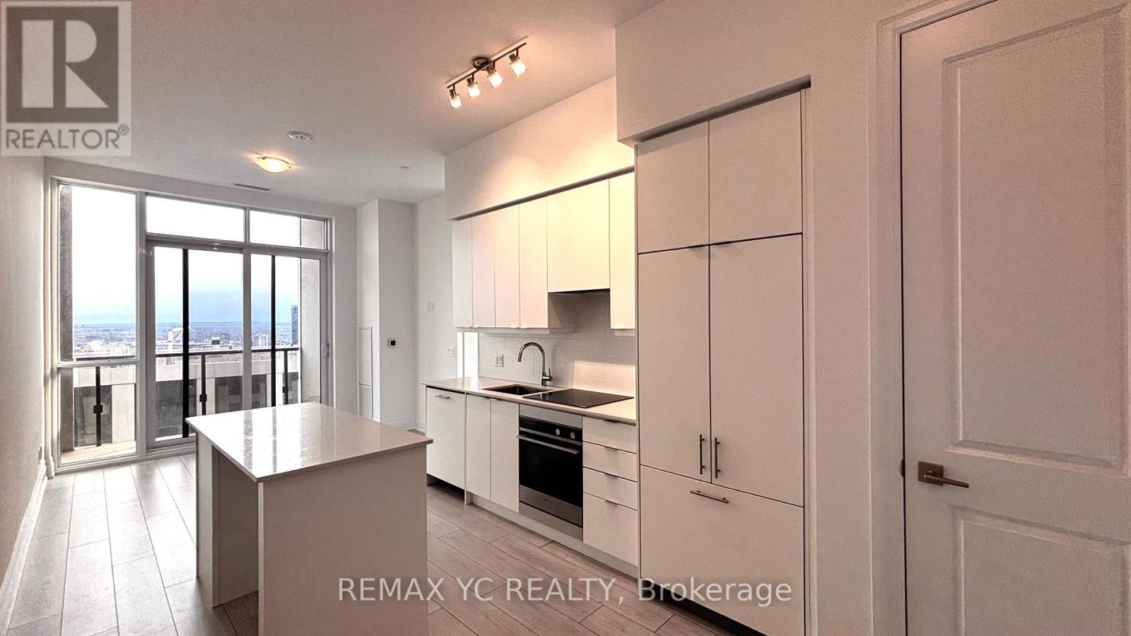 Ph06 - 30 Elm Drive, Mississauga, Ontario  L5B 0N6 - Photo 2 - W13540904
