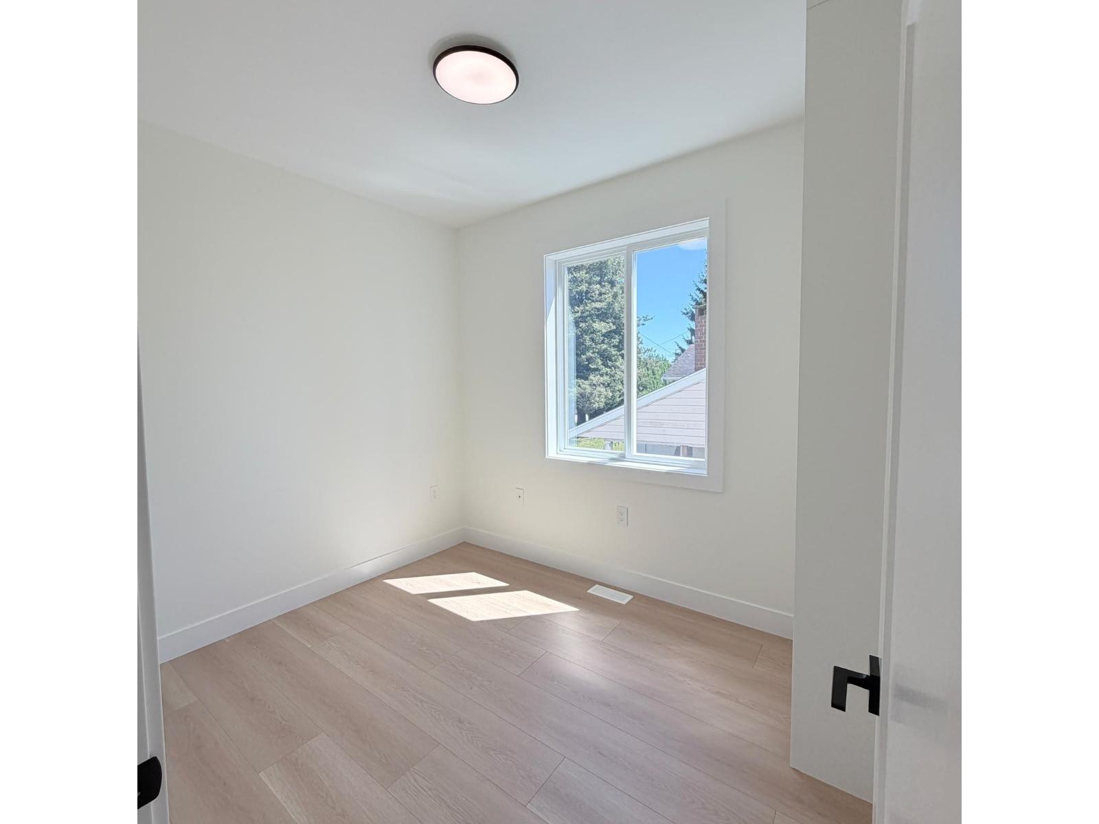 101 10039 128 Street, Surrey, British Columbia  V3T 2Z1 - Photo 8 - R3128434