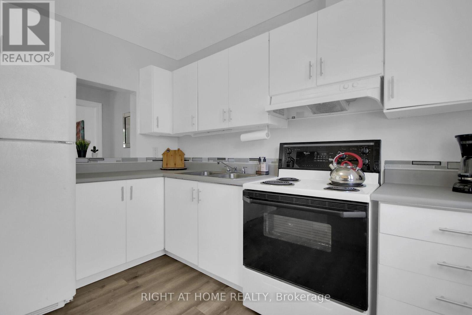 16 - 3516 Aladdin Lane, Ottawa, Ontario  K1T 1E2 - Photo 7 - X13540984