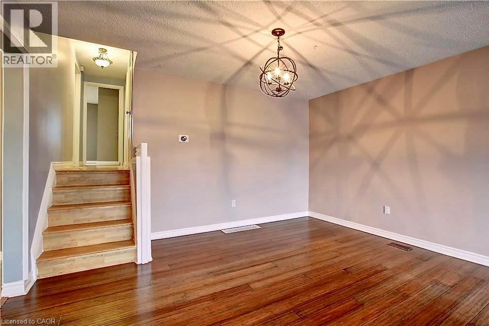 599 Upper Horning Road Unit# Main/upper, Hamilton, Ontario  L9C 7P8 - Photo 13 - 40846238