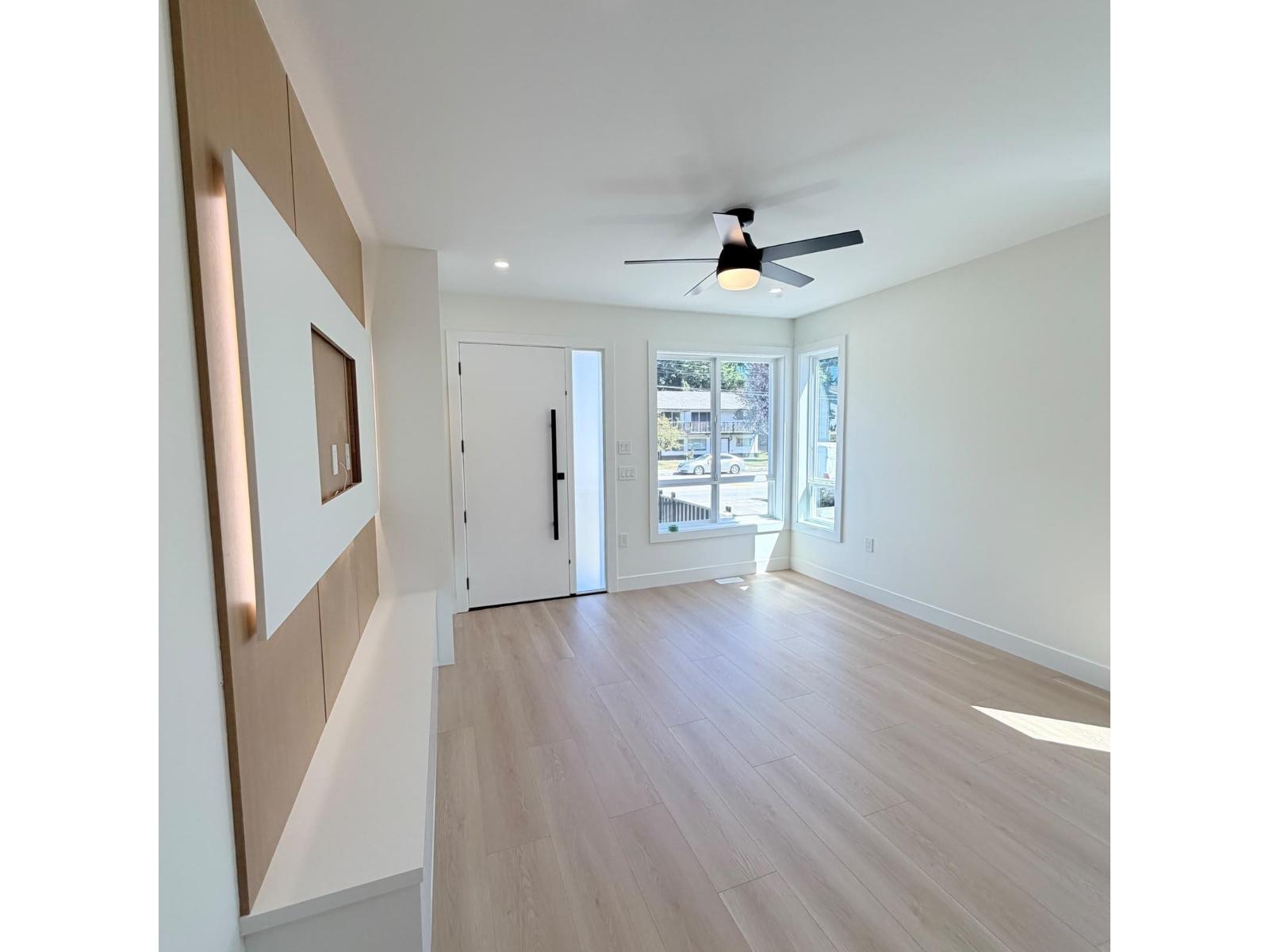 104 10039 128 Street, Surrey, British Columbia  V3T 2Z1 - Photo 2 - R3139375