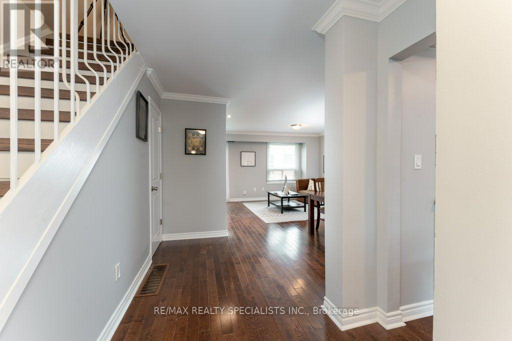 41 Maple Branch Path, Toronto, Ontario M9P 3T4 - Photo 5 - W13540968