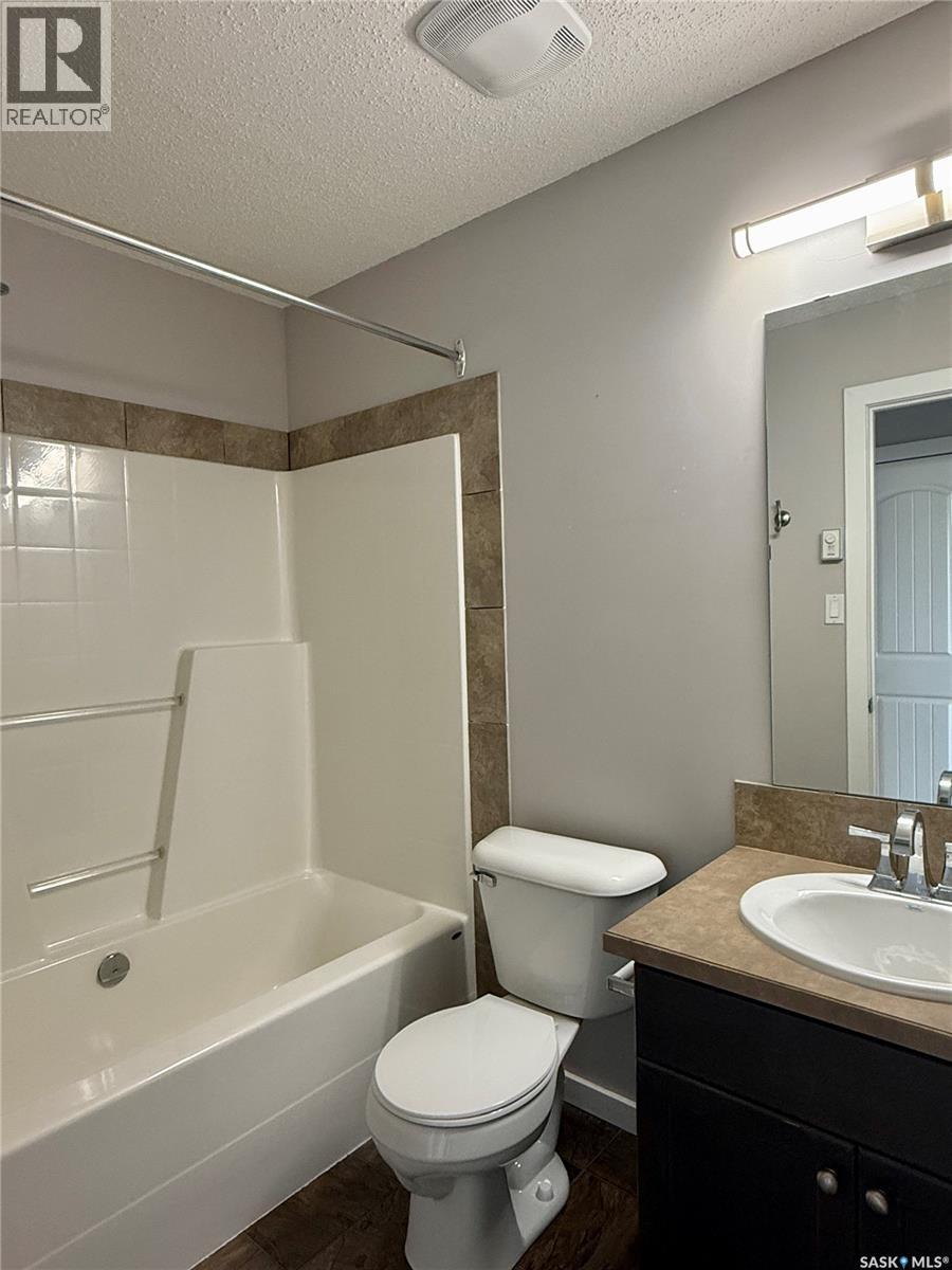 307 810 Hampton Circle, Saskatoon, Saskatchewan  S7R 0K2 - Photo 12 - SK041982