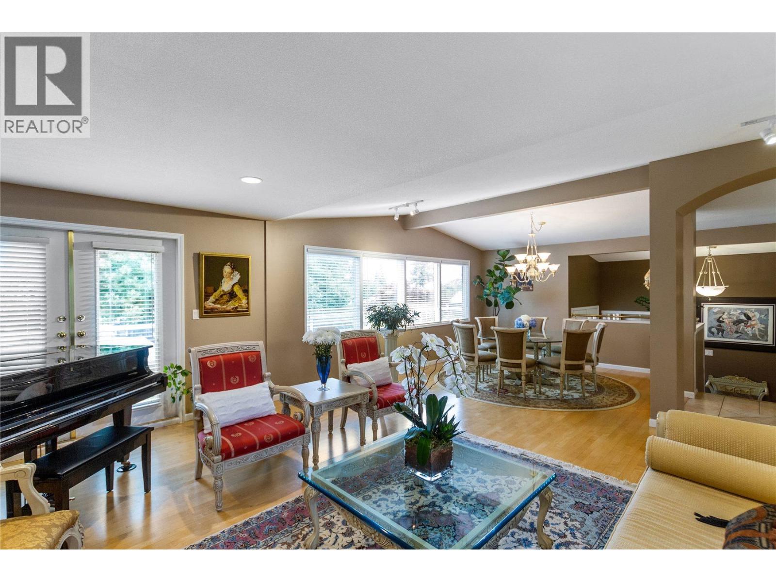 936 Caithness Crescent, Port Moody, British Columbia  V3H 1C6 - Photo 5 - R3144409