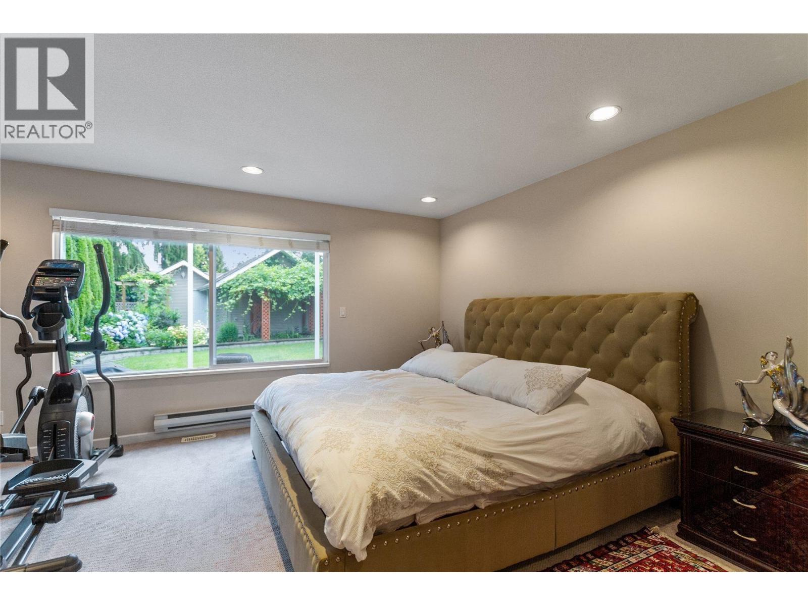 936 Caithness Crescent, Port Moody, British Columbia  V3H 1C6 - Photo 12 - R3144409