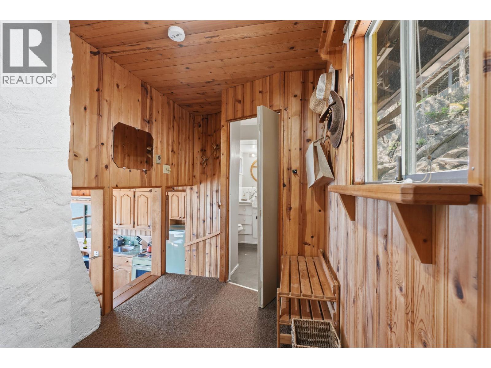 6075 Coracle Drive, Sechelt, British Columbia  V7Z 0C9 - Photo 7 - R3144435