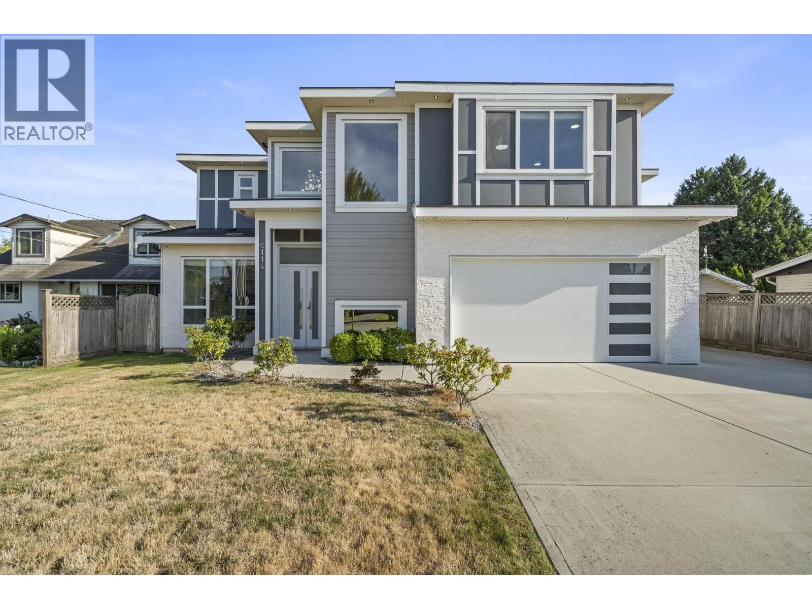 6114 49B AVENUE, delta, British Columbia