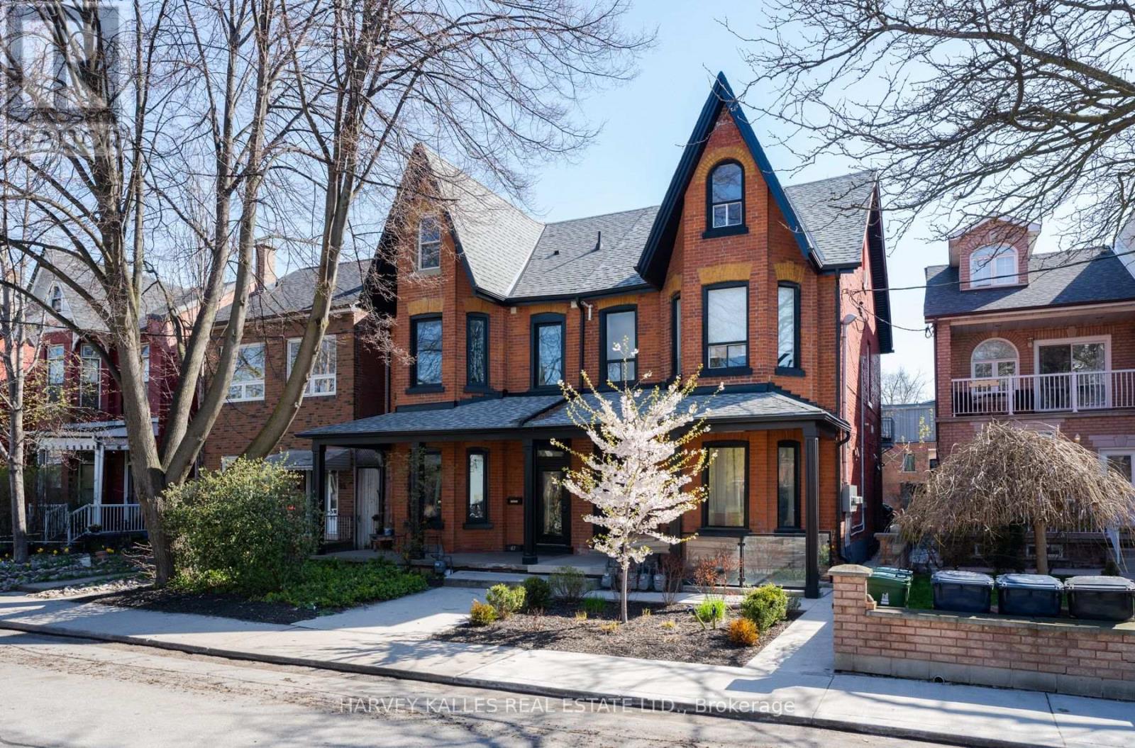 3 - 47 NORTHCOTE AVENUE, Toronto (Little Portugal)