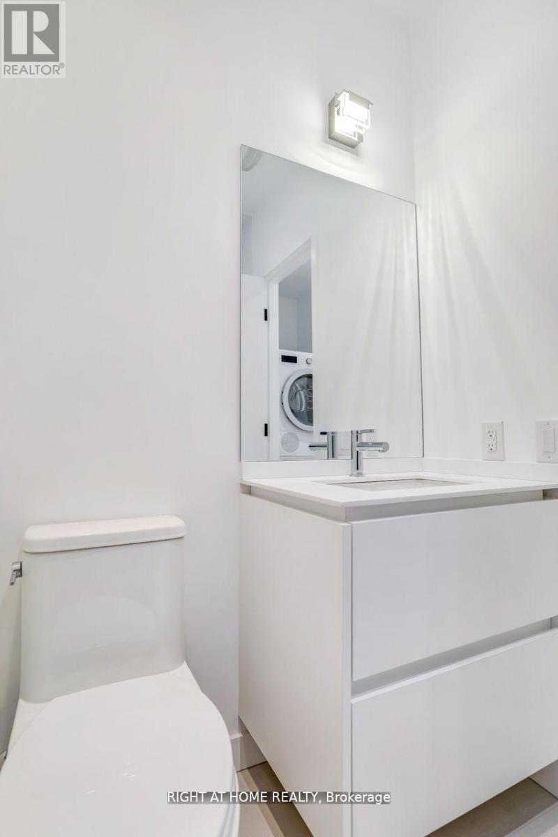 201 - 1086 St Clair Avenue W, Toronto, Ontario M6E 1A7 - Photo 8 - C13541034