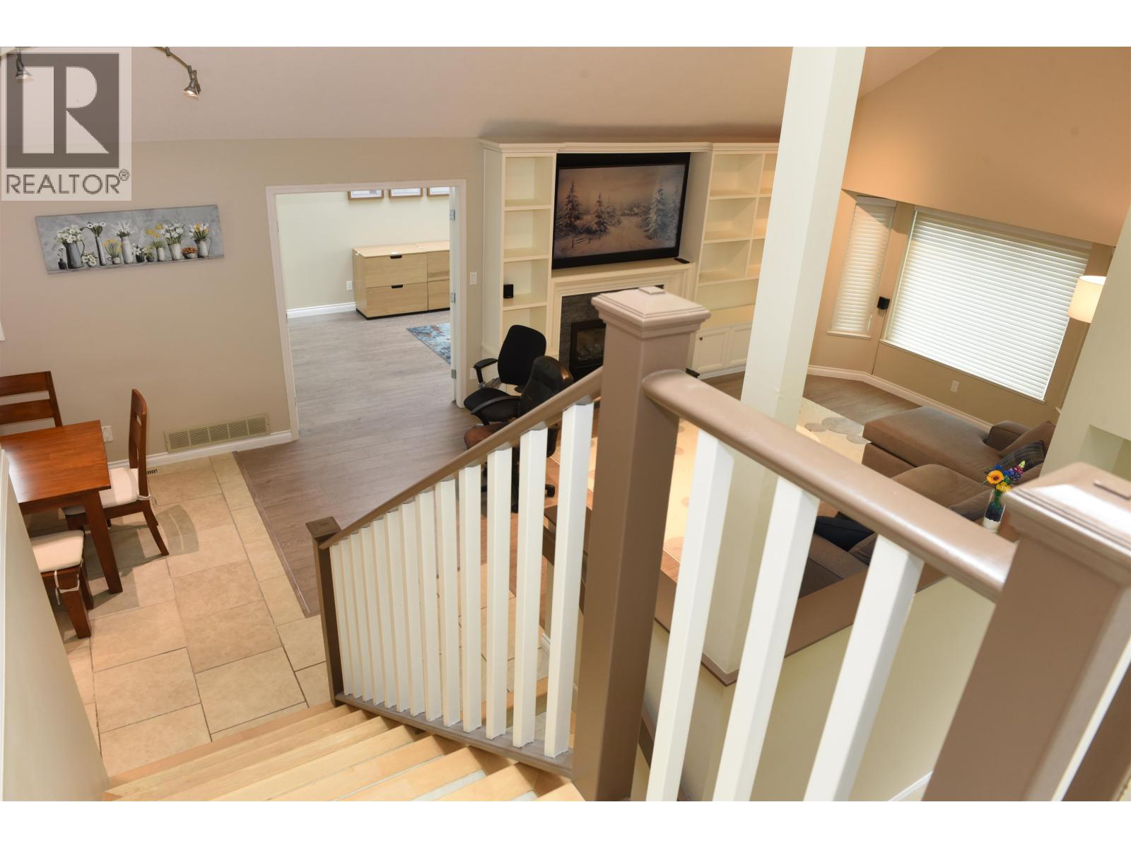 2220 PAULUS CRESCENT, burnaby, British Columbia