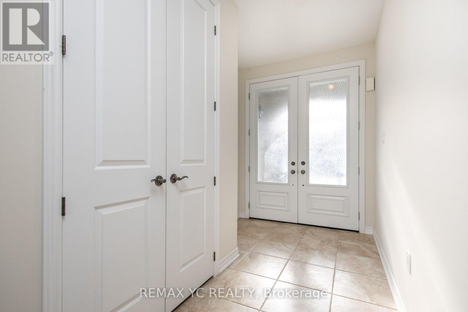 56 Walker Boulevard, New Tecumseth, Ontario  L9R 0N3 - Photo 4 - N13541028