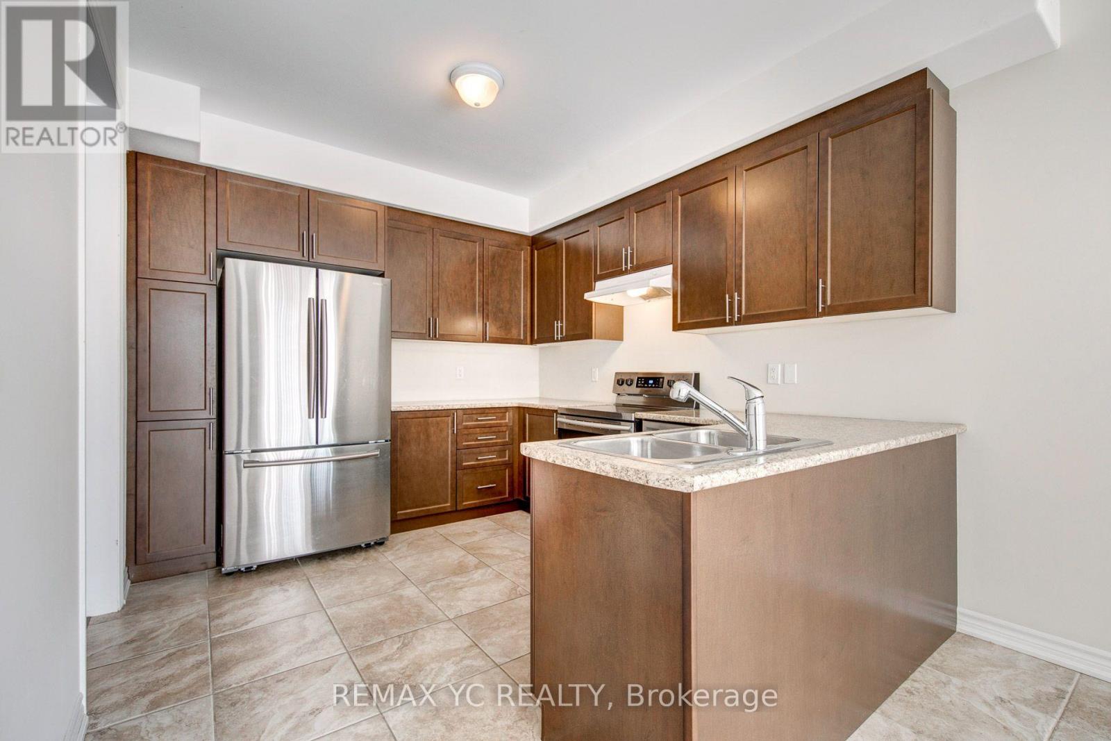 56 Walker Boulevard, New Tecumseth, Ontario  L9R 0N3 - Photo 9 - N13541028