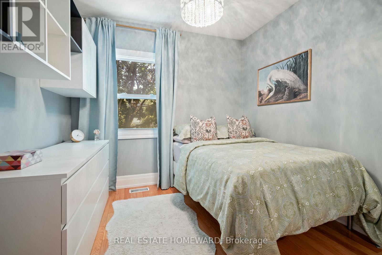 27 Mountalan Avenue, Toronto, Ontario  M4J 1H3 - Photo 26 - E13538358