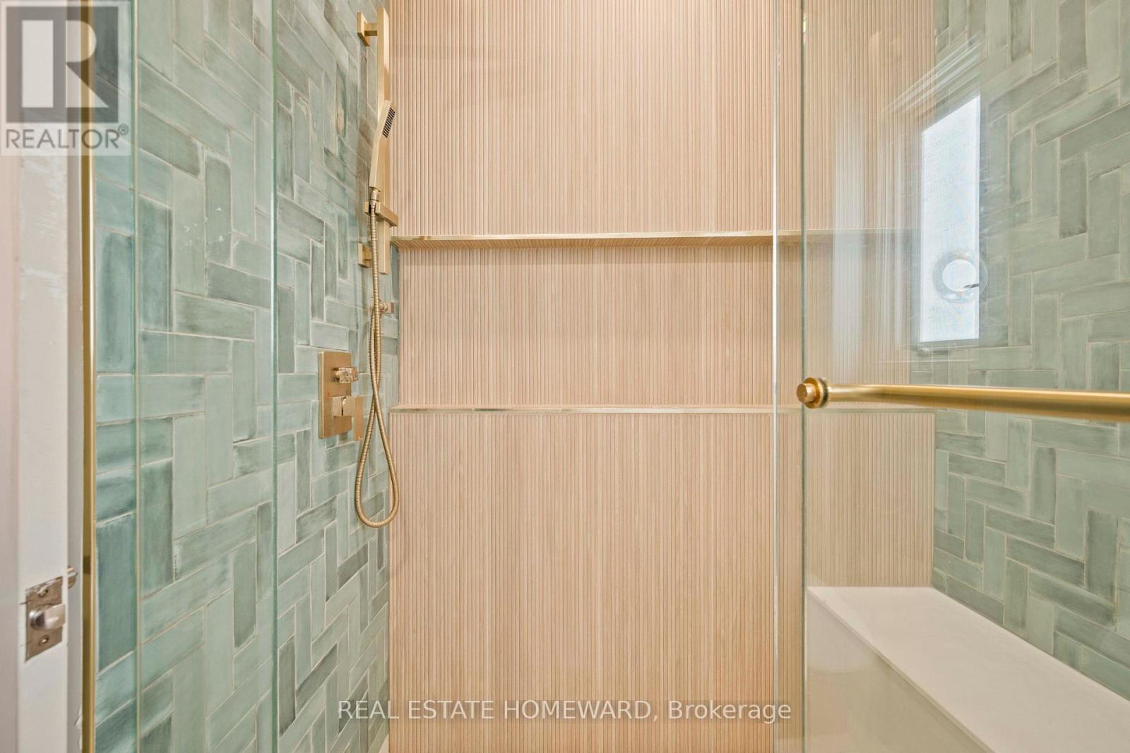 27 Mountalan Avenue, Toronto, Ontario  M4J 1H3 - Photo 34 - E13538358