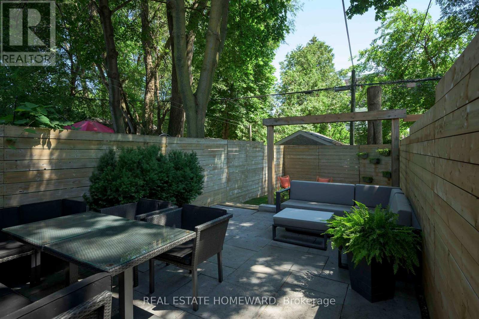 27 Mountalan Avenue, Toronto, Ontario  M4J 1H3 - Photo 40 - E13538358
