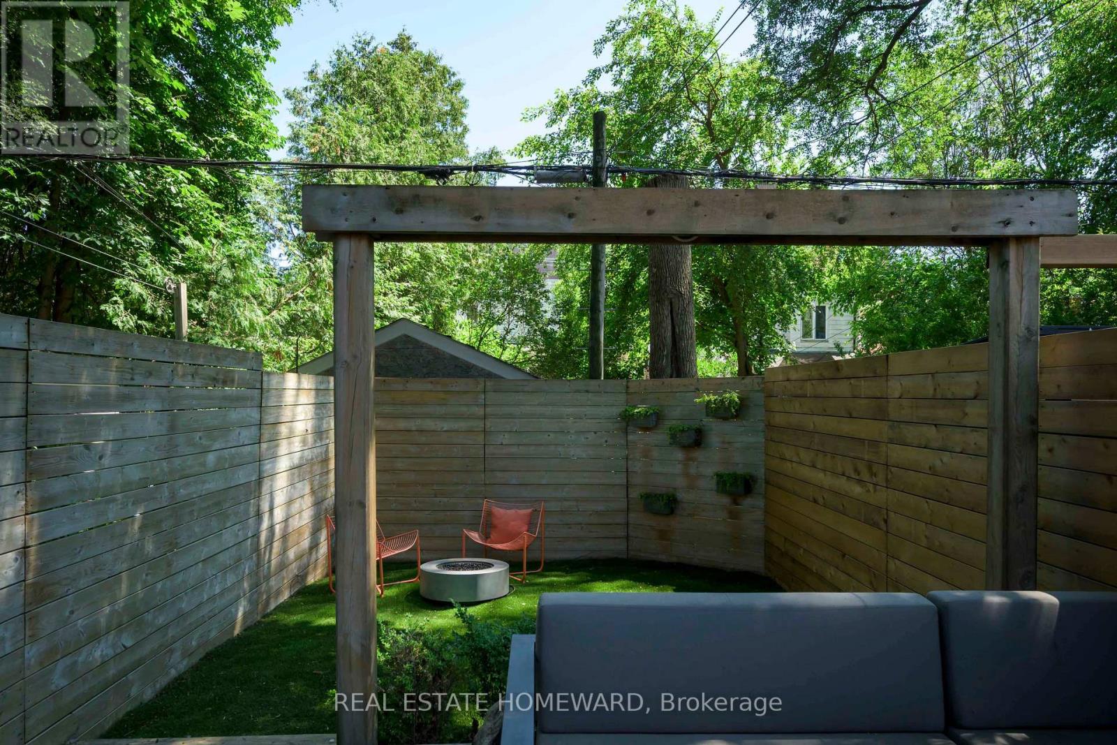 27 Mountalan Avenue, Toronto, Ontario  M4J 1H3 - Photo 41 - E13538358