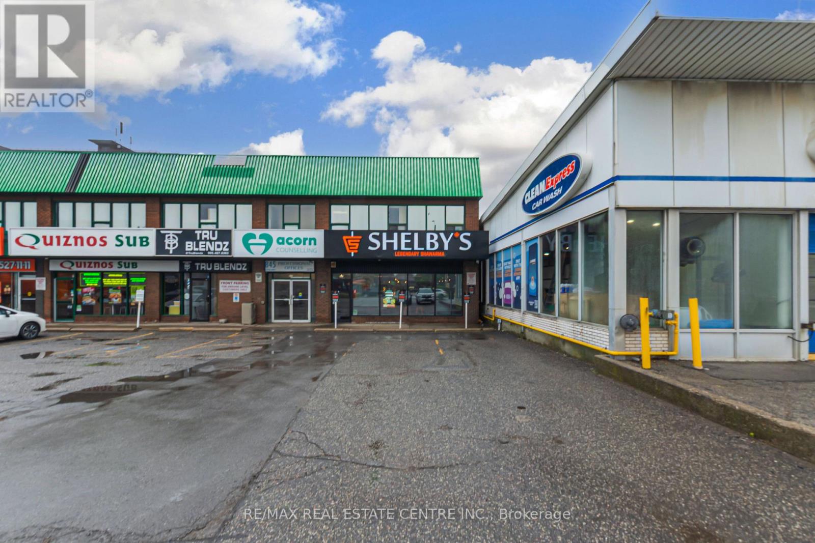 847 UPPER JAMES STREET, Hamilton, Ontario