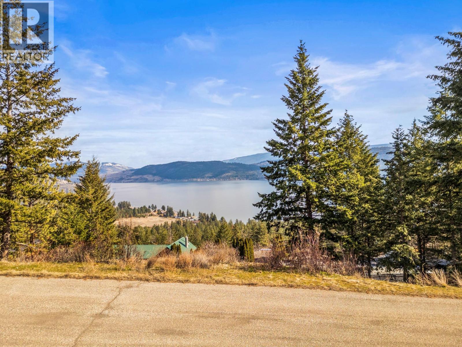 10551 Columbia Way, Vernon, British Columbia