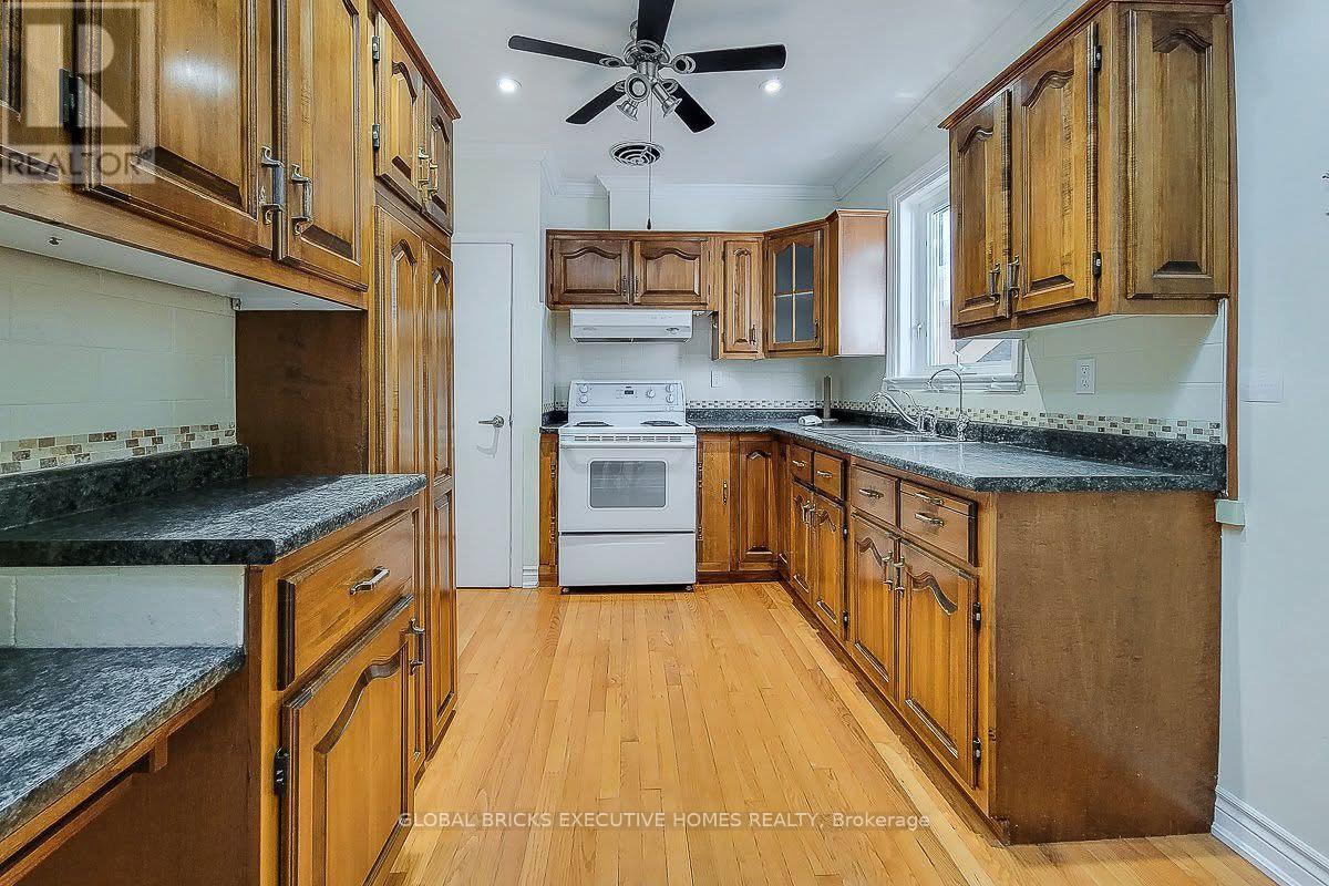522 Woodlawn Road, Welland, Ontario  L3C 3K1 - Photo 12 - X13165242