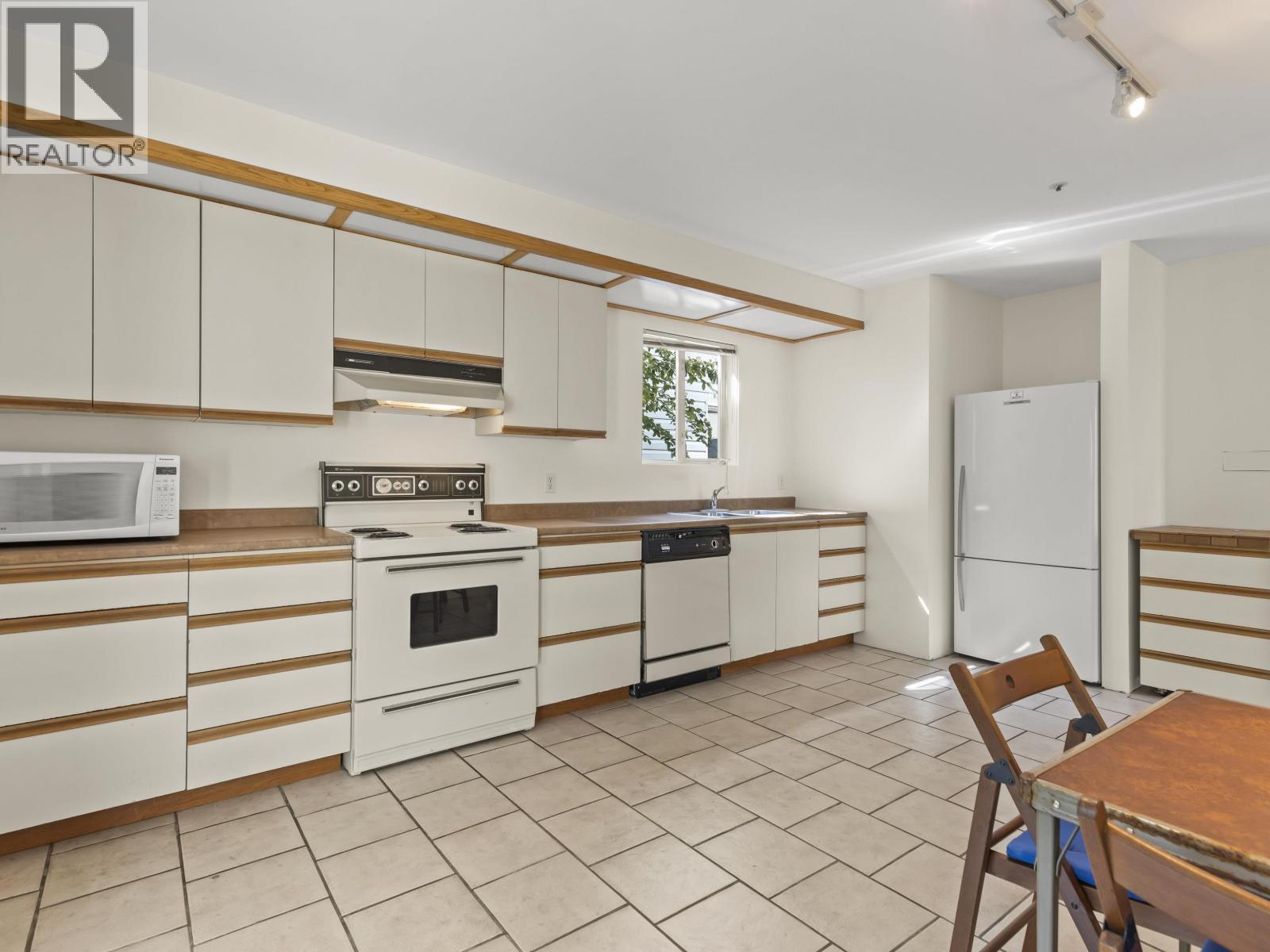 3622 W 8th Avenue, Vancouver, British Columbia  V6R 1Z1 - Photo 29 - R3143552