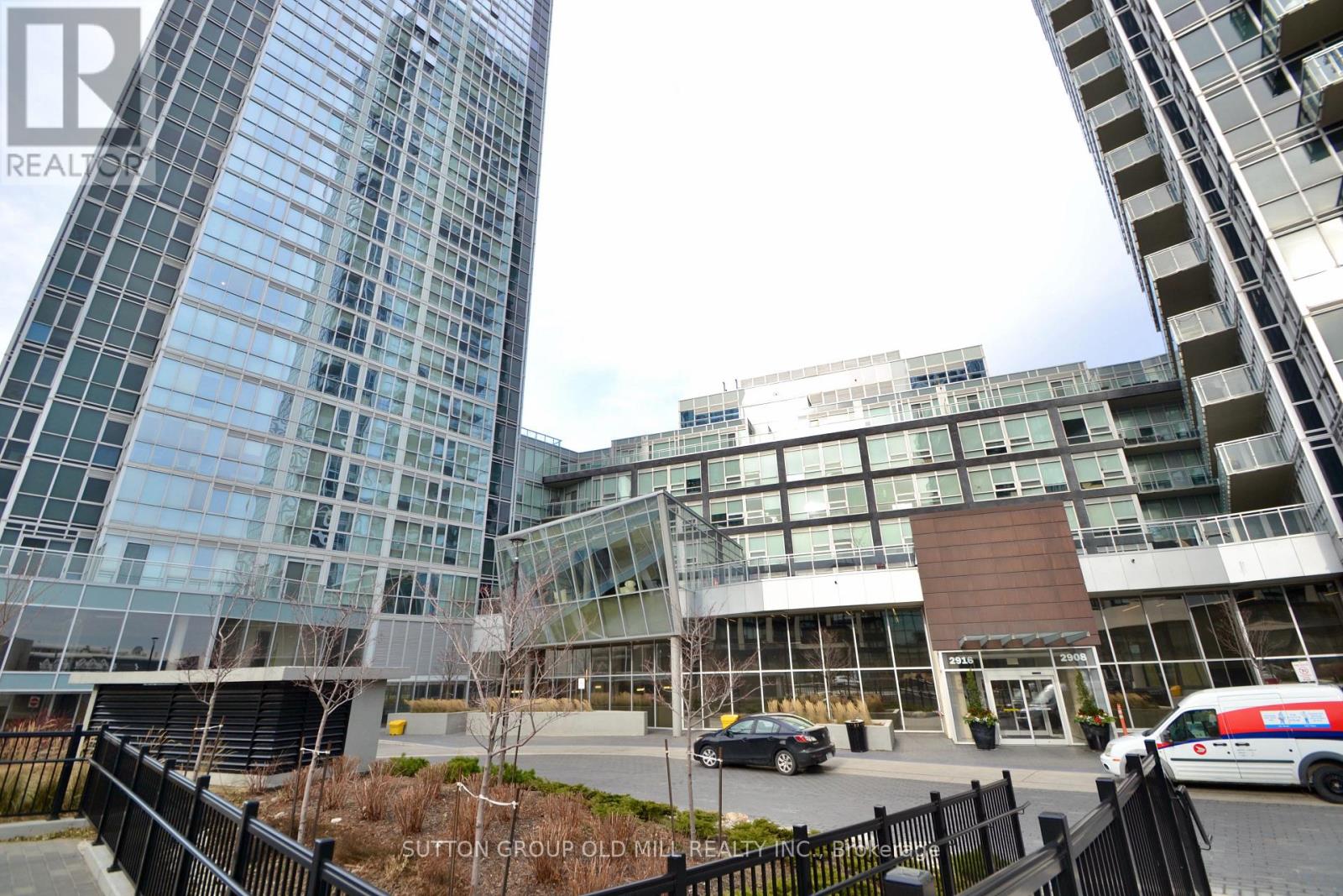 2510 - 2916 HIGHWAY 7, Vaughan, Ontario