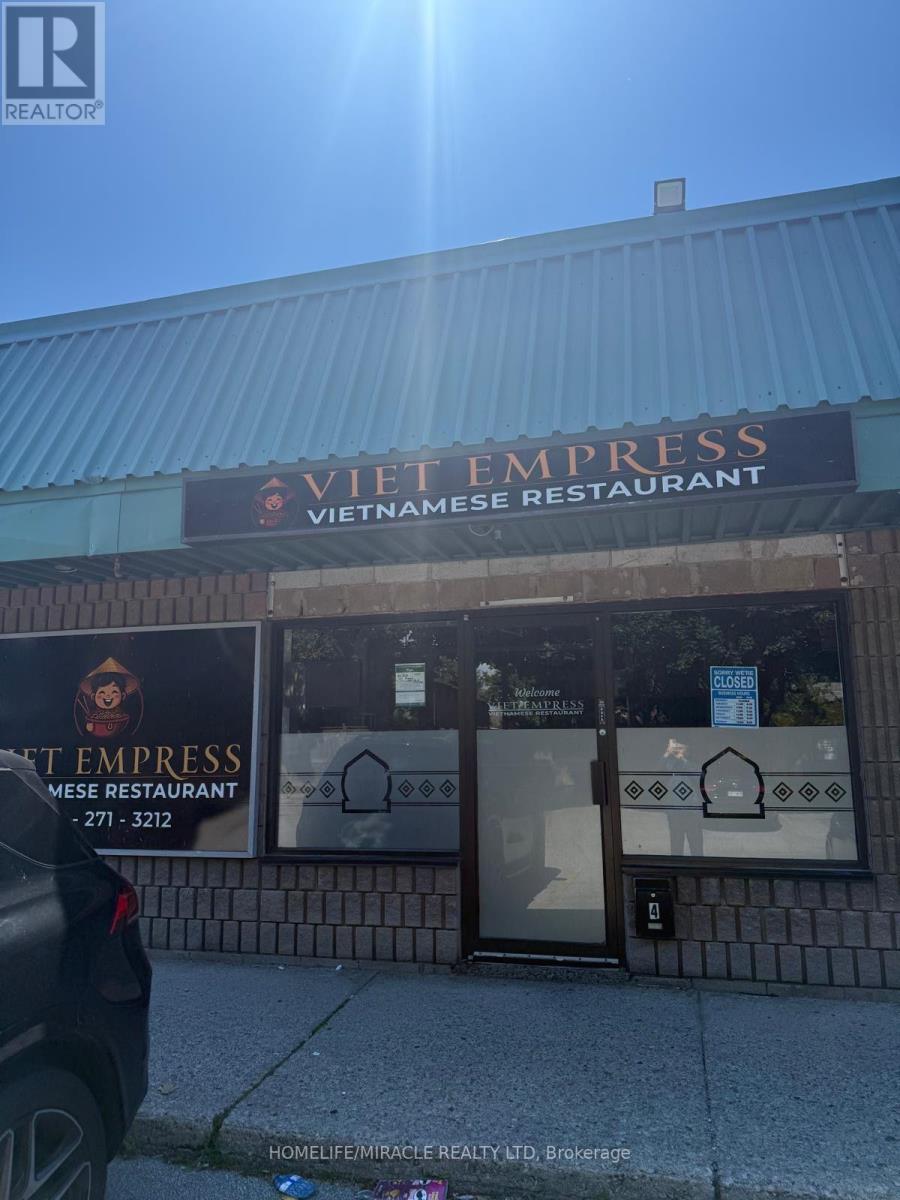 4 - 645 LAKESHORE ROAD E, Mississauga, Ontario