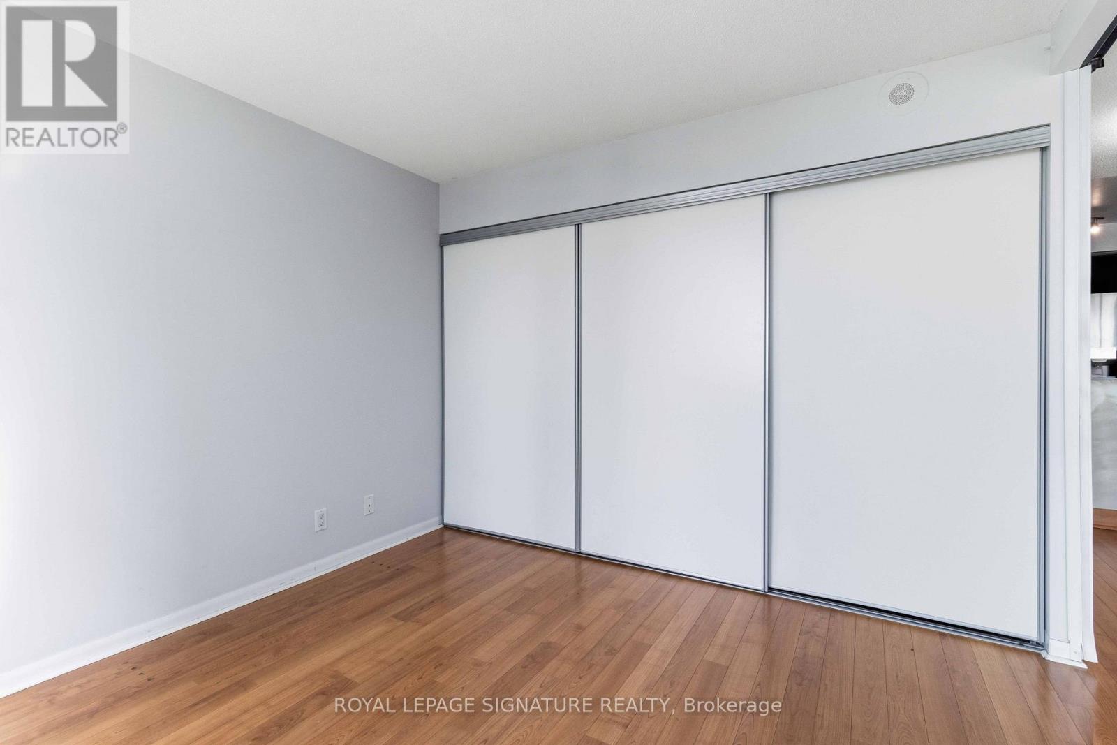 1812 - 185 Legion Road N, Toronto, Ontario  M8Y 0A1 - Photo 13 - W13541144