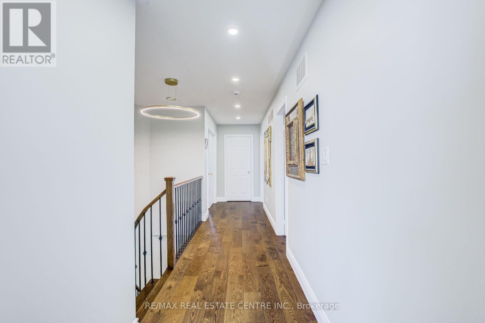 5588 Doctor Peddle Crescent, Mississauga, Ontario  L5M 0K6 - Photo 21 - W13541158