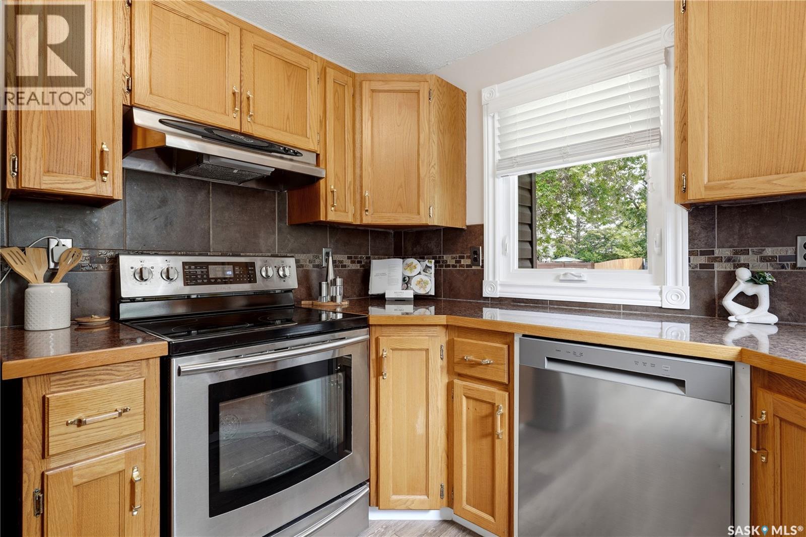 846 Gibson Street N, Regina, Saskatchewan  S4X 1S8 - Photo 11 - SK042022