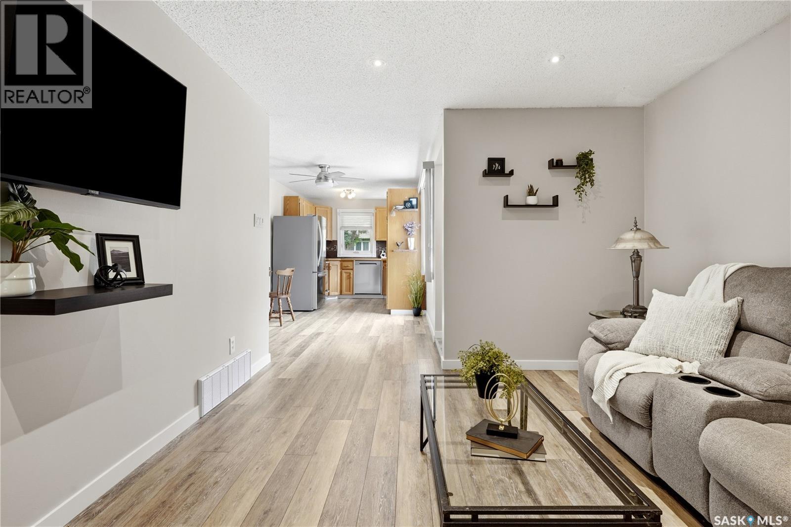 846 Gibson Street N, Regina, Saskatchewan  S4X 1S8 - Photo 8 - SK042022