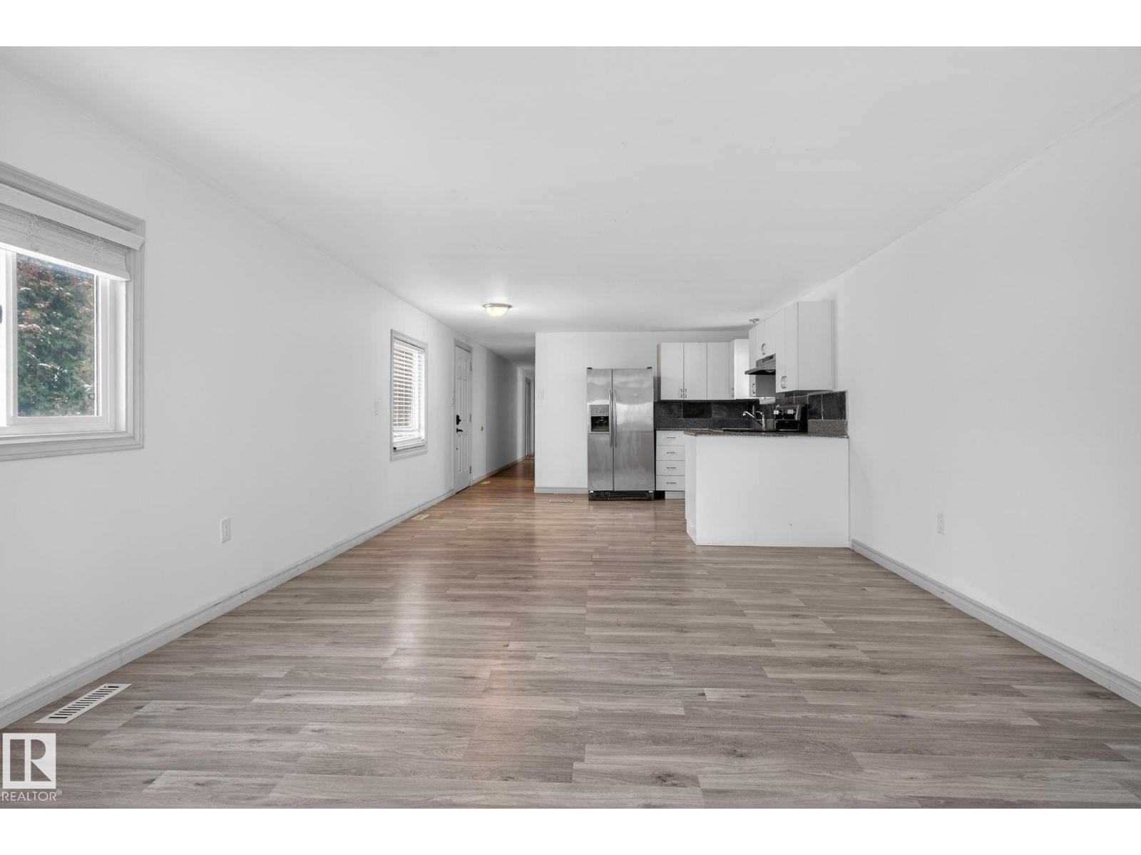 543 Evergreen St NW, Edmonton, Alberta  T5Y 4M2 - Photo 11 - E4497744