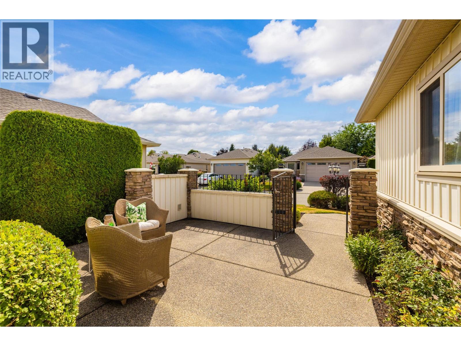 2365 Stillingfleet Road Unit# 123, Kelowna, British Columbia  V1W 4X5 - Photo 5 - 10394029