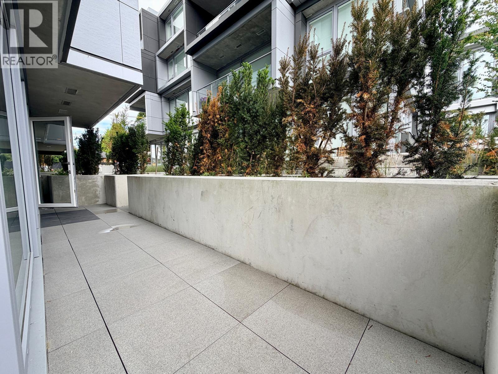 8120 Oak Street, Vancouver, British Columbia  V6P 0N2 - Photo 3 - R3144483