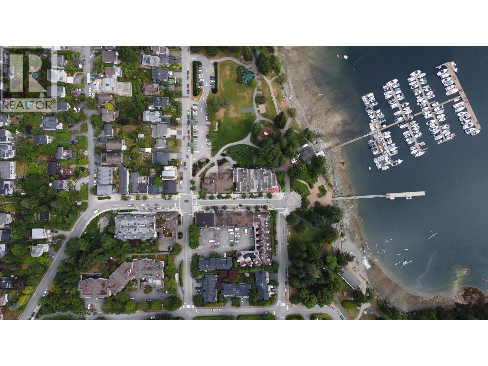 105c & 106c 4390 Gallant Avenue, North Vancouver, British Columbia  V7G 1L2 - Photo 16 - C8080268