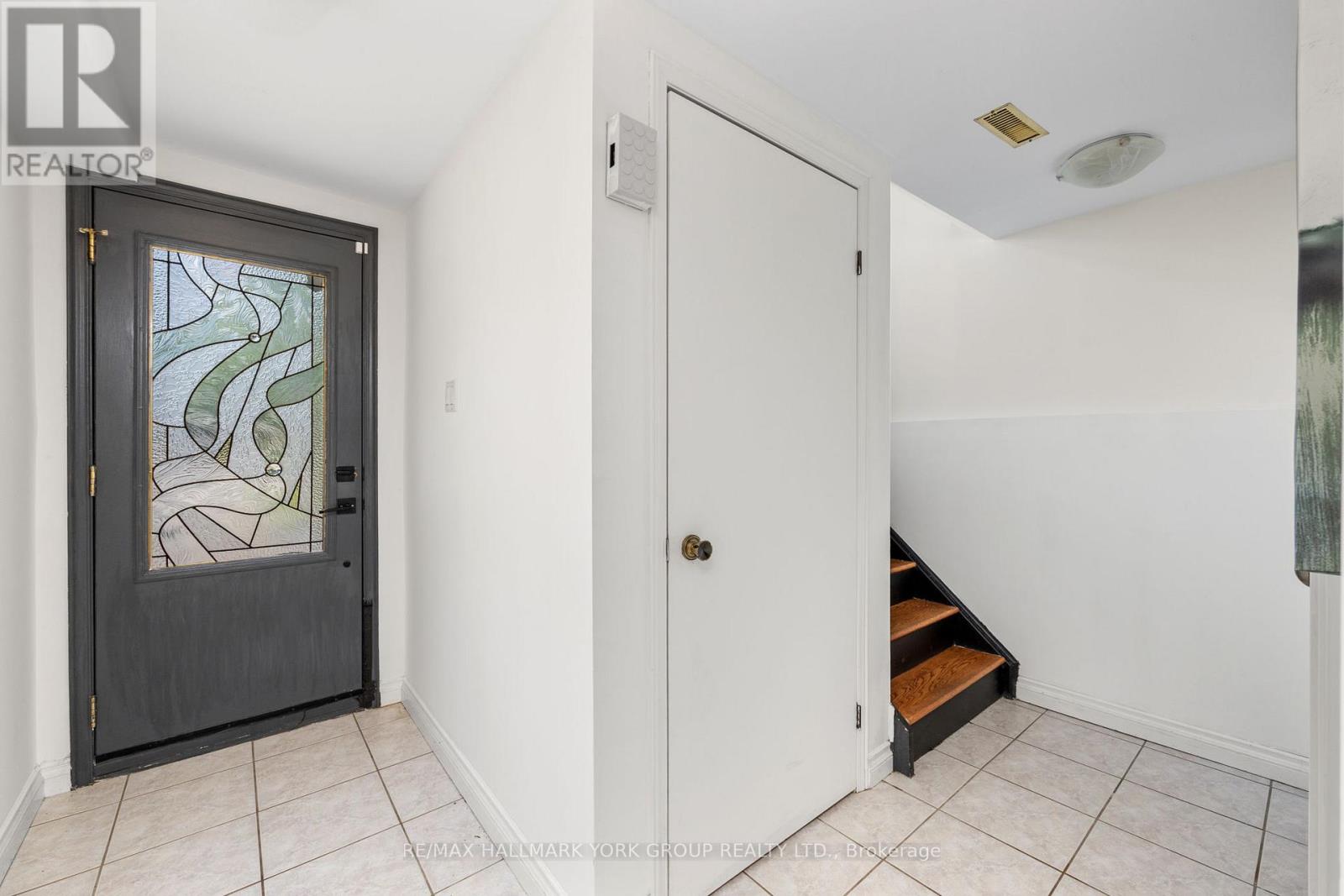 79 Maplegrove Avenue, Bradford West Gwillimbury, Ontario  L3Z 1R9 - Photo 21 - N13541166