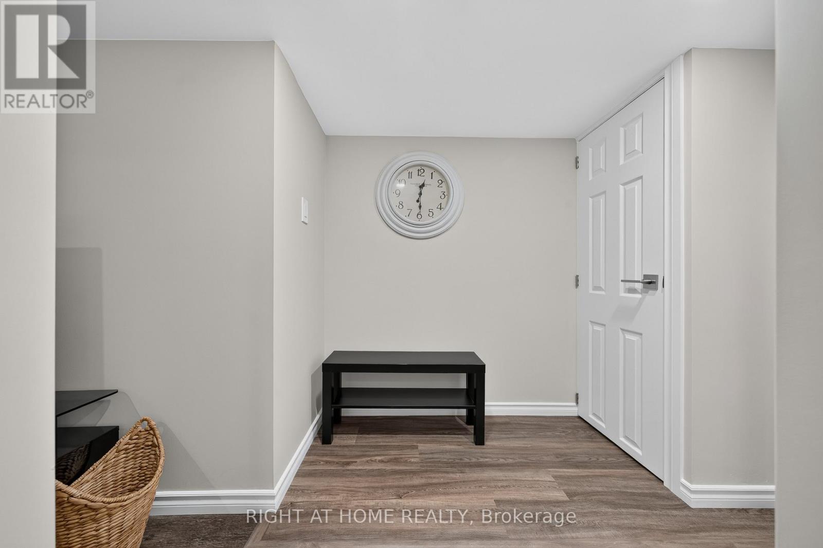 Lower - 1599 Sandgate Crescent, Mississauga, Ontario  L5J 2E3 - Photo 13 - W13471410