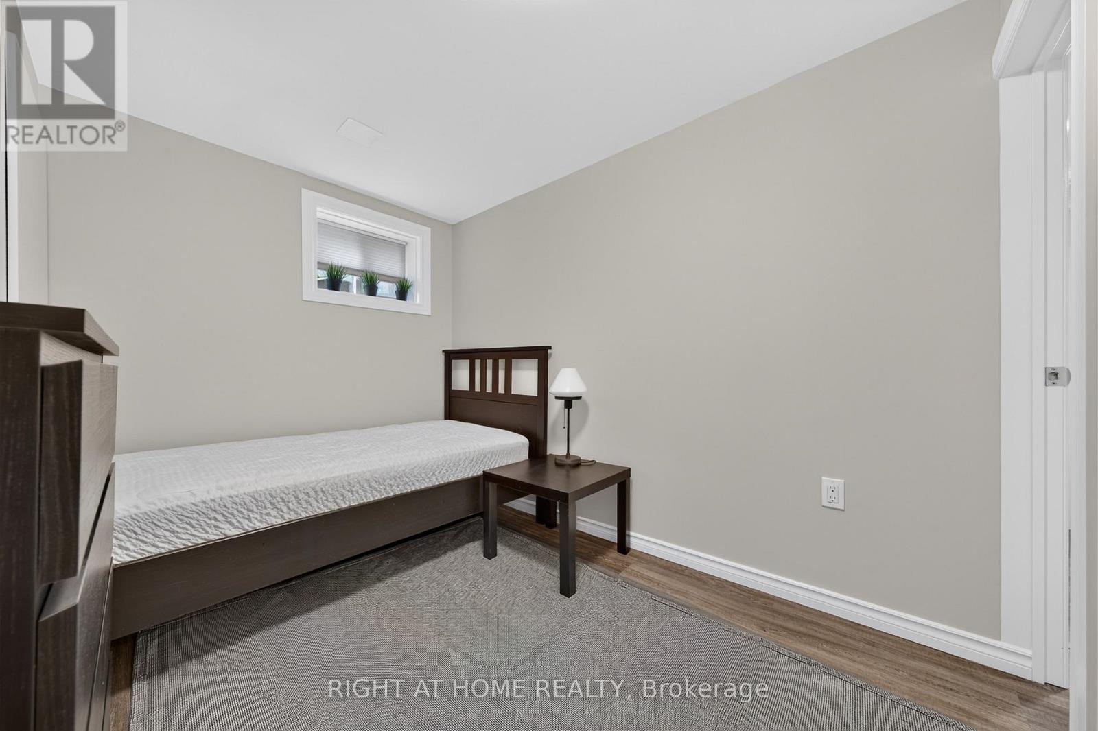 Lower - 1599 Sandgate Crescent, Mississauga, Ontario  L5J 2E3 - Photo 16 - W13471410