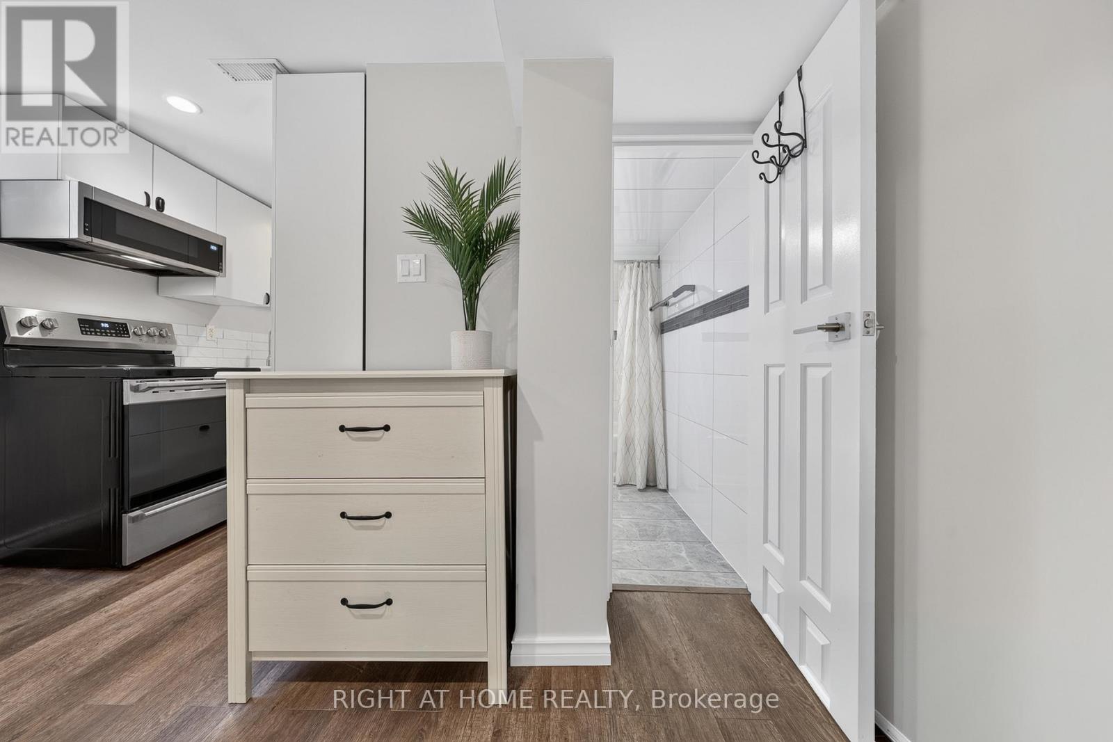 Lower - 1599 Sandgate Crescent, Mississauga, Ontario  L5J 2E3 - Photo 21 - W13471410