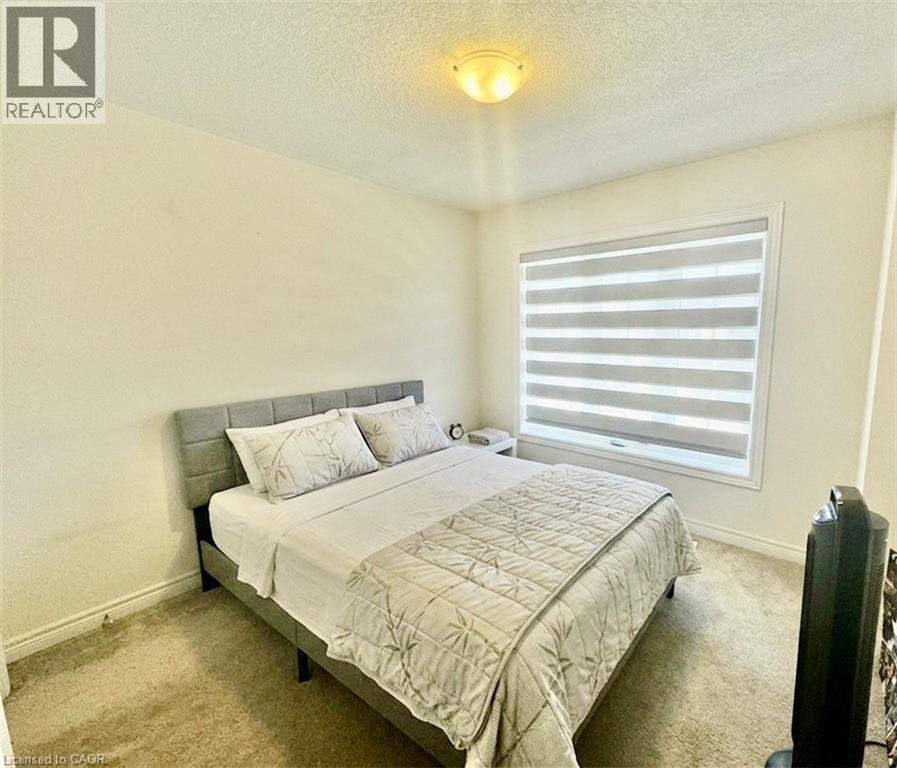 39 Georgina Street, Kitchener, Ontario  N2R 0S6 - Photo 14 - 40846280