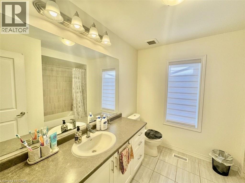 39 Georgina Street, Kitchener, Ontario  N2R 0S6 - Photo 15 - 40846280